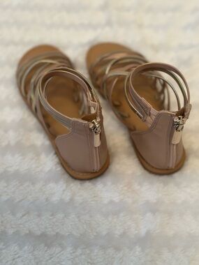 Cat & Jack Taupe Strappy Girls Sandals